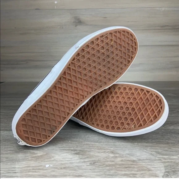 Black Leather Vans size 10 - Picture 2 of 3